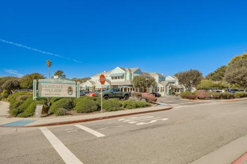 Swim, Golf and Relax Luxe Townhome in Aptos in Rio Del Mar (CA)