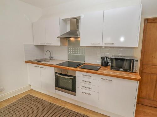 Seafield Coach House, Alnwick (photo 9)