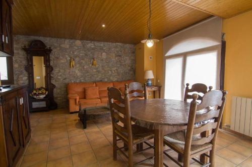 Casa Mossèn Batista (Casa Mossen Batista) in Buira