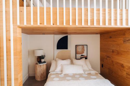 Luxurious Forest Retreat near Tremblant