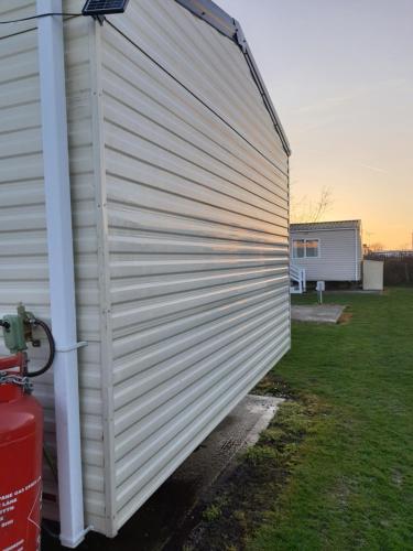 Buxton's Holiday Home - 'Park Holiday's' complex - St Osyth - Clacton-on-Sea Buxton's Holiday Home - 'Park Holiday's' complex - St Osyth - Clacton-on-Sea