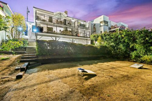 The California III - Stunning Mission Hills Duplex in San Diego Old Town