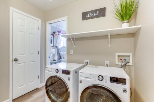 4 Mi to Arcosanti Dark Sky Retreat in Mayer!