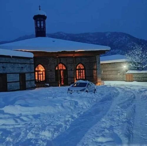 Lahij Ismayilov Hotel in Ismailli