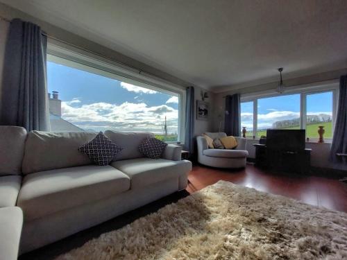 Seaview home in Baycliff, Cumbria in Baycliff