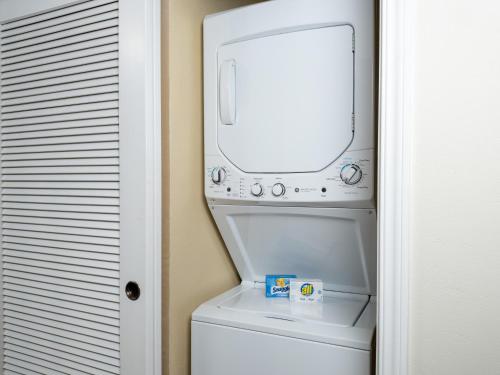 One-Bedroom Villa image 6