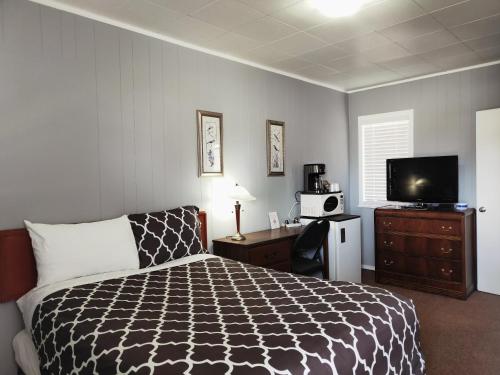 . Melsask Motel