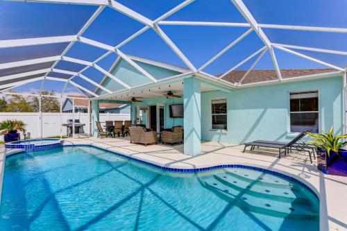 Saltwater Pool and Spa at Home in Bradenton