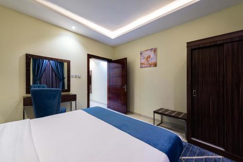 القصر المطار