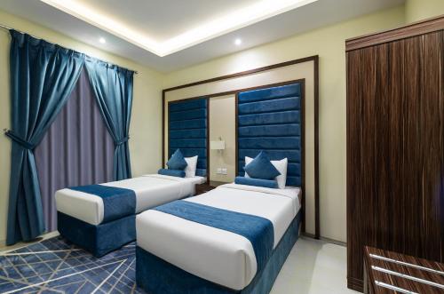 القصر المطار