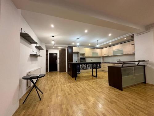 Four Rooms Pipera – khách sạn tại Pipera