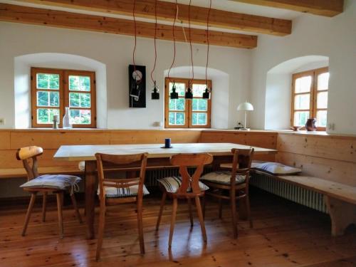Chalet am kleinen See in 貝內迪克特博伊埃爾恩