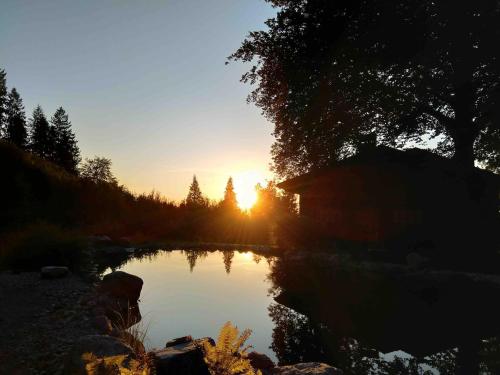 泳池, Chalet am kleinen See in 貝內迪克特博伊埃爾恩