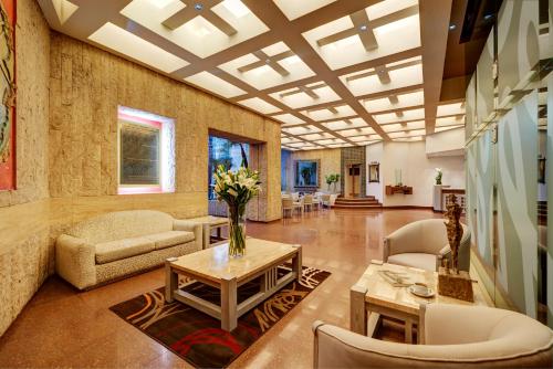 Lobby, Hotel Royal Reforma in Mexico City