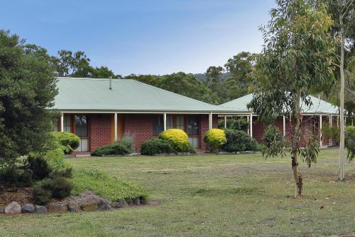 Summerfield Winery and Accommodation in Mūnambela