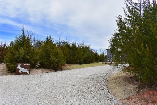 WhiteTail Cabin with Shuffleboard