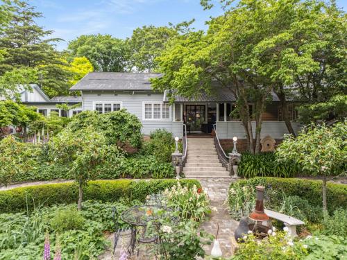 . The Bundanoon Guest House