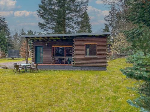 Viesnīcas āriene, Forest Cabin in Brandscheid