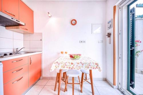 Létesítmények, Apartments by the sea Povlja, Brac - 24129 in Povlja