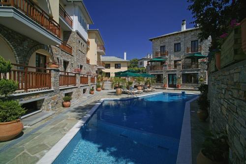 Maritsas Hotel & Suites in Portaria