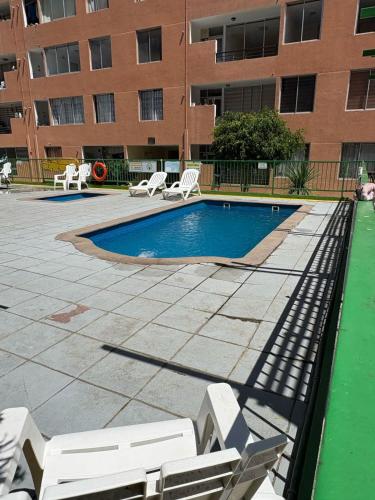 泳池, Apartamento por día (Apartamento por dia) in 拉欽巴