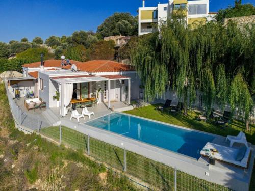 Villa in Zakynthos with Private Pool - Location, gîte - Mikra Anogia