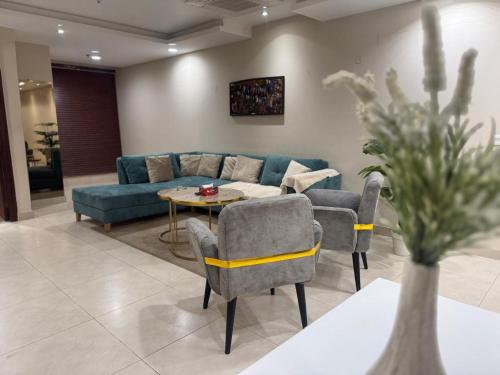 Elevated Luxury Gold Crest Mall Apartments with Al Fatah store by HBA - image 7