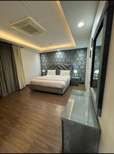Triple Room image 2