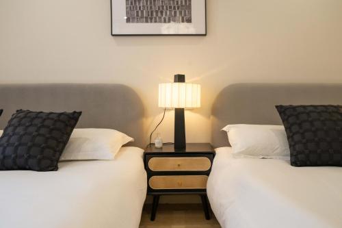 Molly House-Bund River View walk to Yu Garden and the Bund 3bedrooms 2bathrooms 1bathtube with elevator apart ment, Shanghai (foto 5)