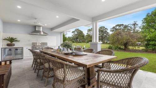 Blue Gum Escape - The Vintage Holiday Houses, Pokolbin