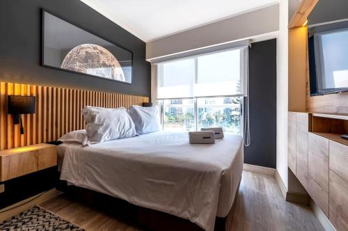 Moonwalk 1BR by Geko