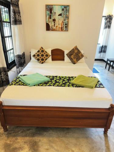 Deluxe Double Room room in Hotel Sigiriya Kele