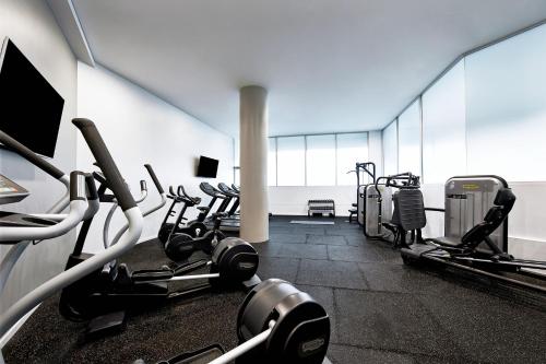 Meriton Suites Bondi Junction - image 4