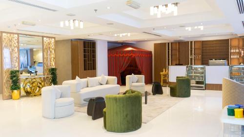 Royal Grand Suite Hotel Room Type - Family Studio Apartment