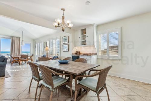 1584 South Fletcher - image 2