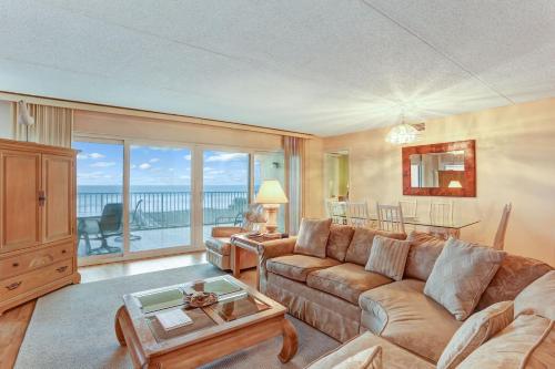 Walkway to Beach Condo
