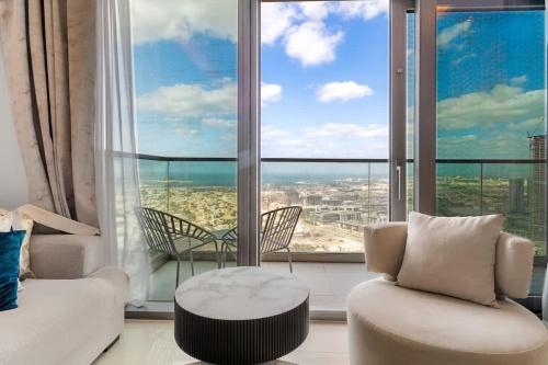 Spectacular 2 Bed Downtown I Highest Infiniti Pool, Dubái (foto 3)