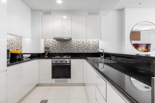 Spectacular 2 Bed Downtown I Highest Infiniti Pool, Dubái (foto 8)