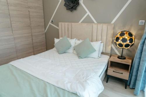 Beautiful 1 bed apartment Marina I Sleeps 4, Dubái (foto 9)