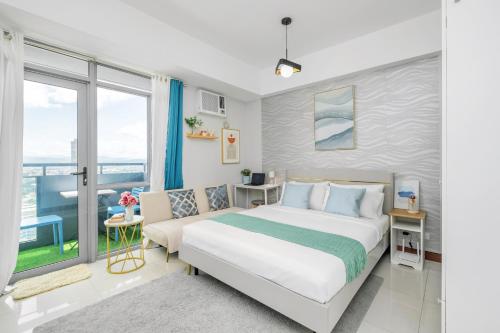 Manhattan Heights Modern Studio, Manila