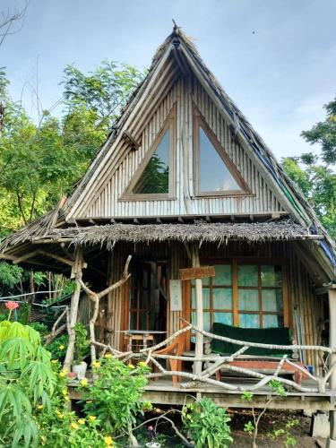 Bamboo Hut Alpha Hotel