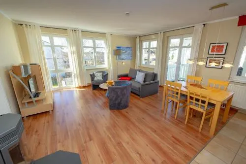 Villa Seerose - Appartement 08 in Ostseebad Sellin, Deutschland