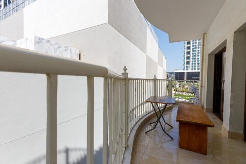 Allsopp & Allsopp - 1 Bedroom Apartment in Lolena Tower JVC - image 4