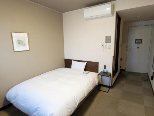 2 twin beds