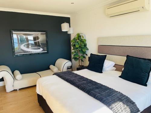 Cape20 - Luxury Villa Stay near Clifton Beaches