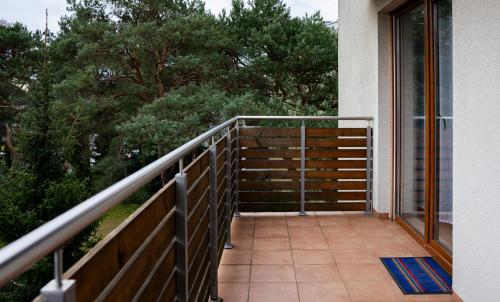 One-Bedroom Apartment with Parking image 10
