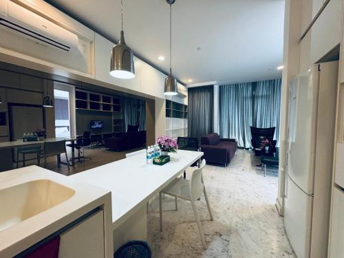 The Platinum Suites KLCC by Castle Houze - image 4