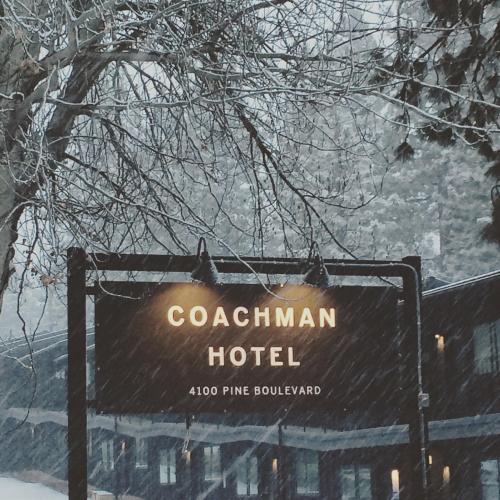 66526847 The Coachman Hotel