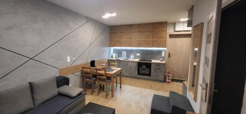 Apartament Jantar, Jantar