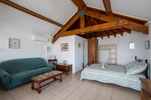 Cabane de Gardian Cabane de Gardian